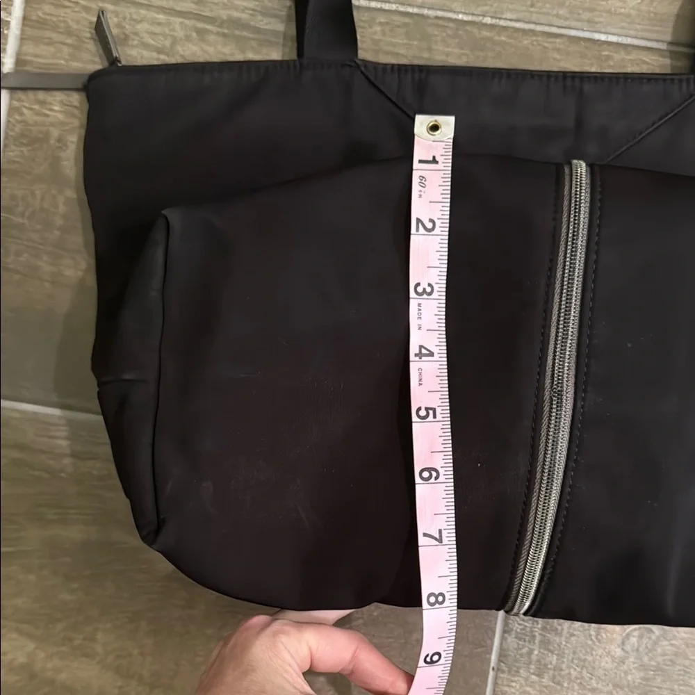 Stella & Dot Black Tote with Vertical Zipper